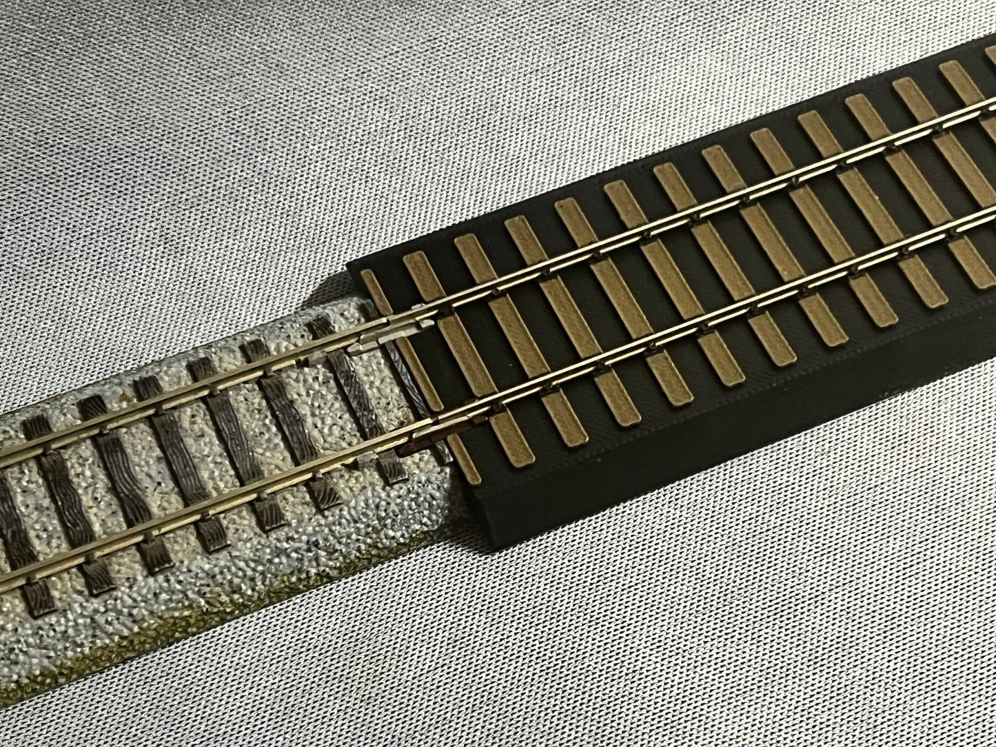 On30 section connected to Kato HO Section