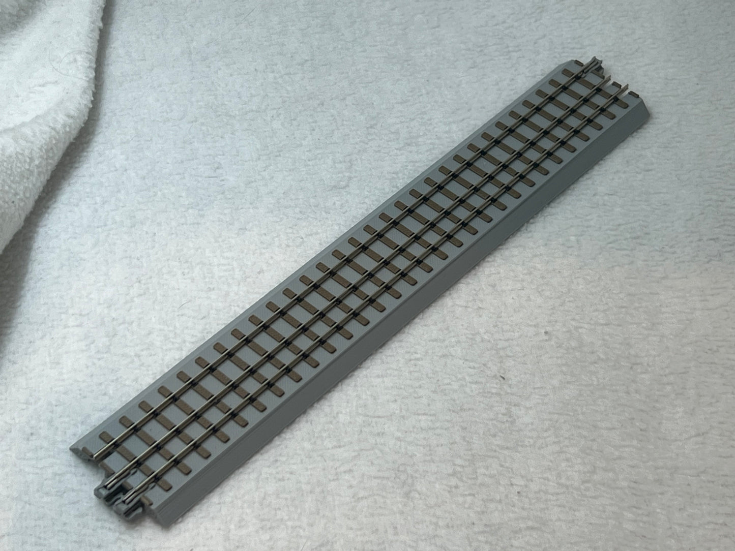 Mainline Railworks HO/HOn30 Dual Gauge Sectional Straight Track