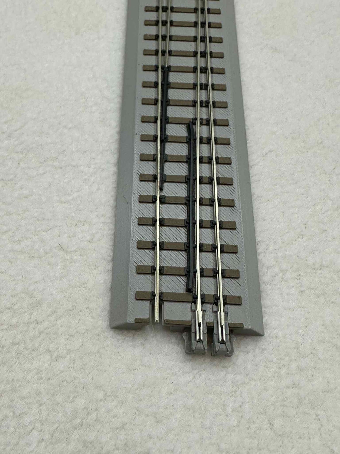 Mainline Railworks HO/HOn3 Straight Draw Sectional