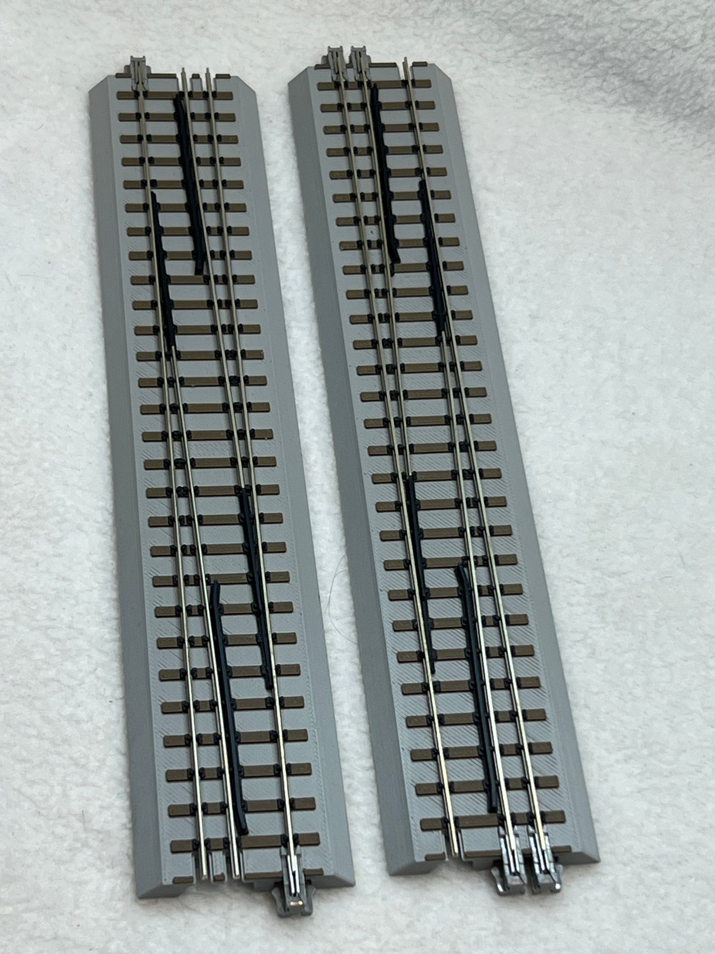 Mainline Railworks HO/HOn3 Straight Draw Sectional