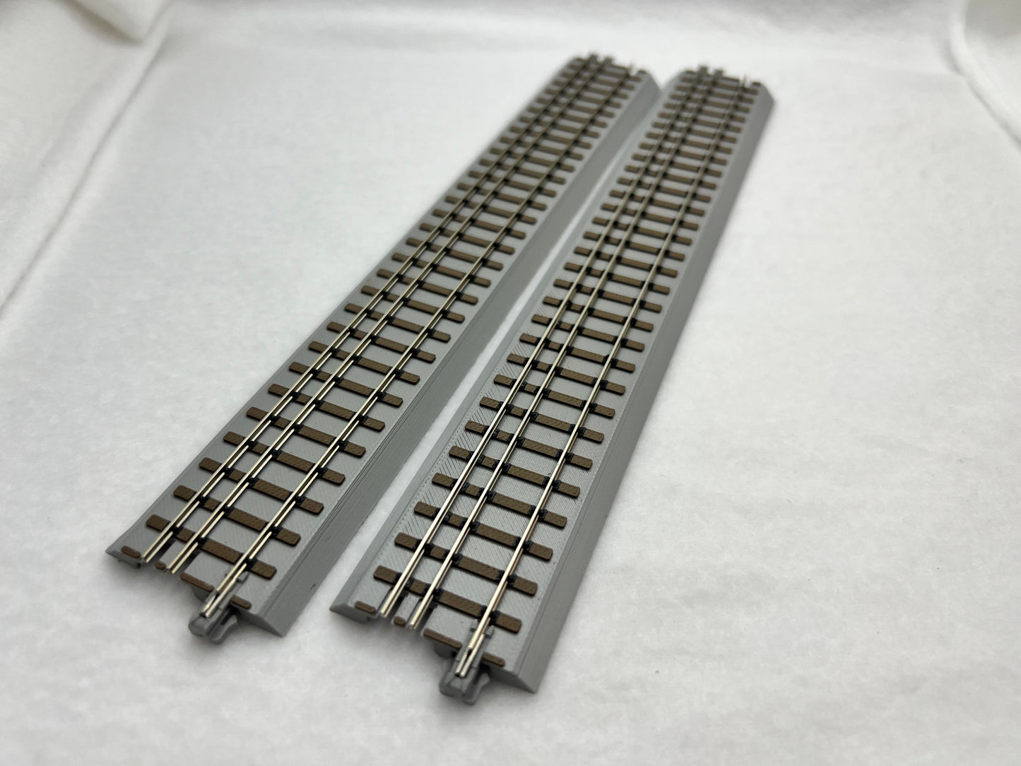 Mainline Railworks HO/HOn3 Dual Gauge Starter pack