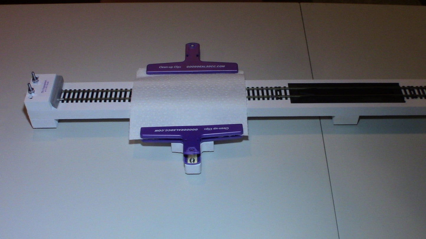 cuc-12 Clean-Up Clip Set