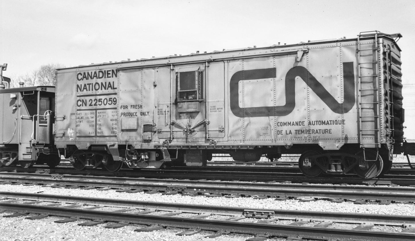 CN Mechanical Reefer S Scale