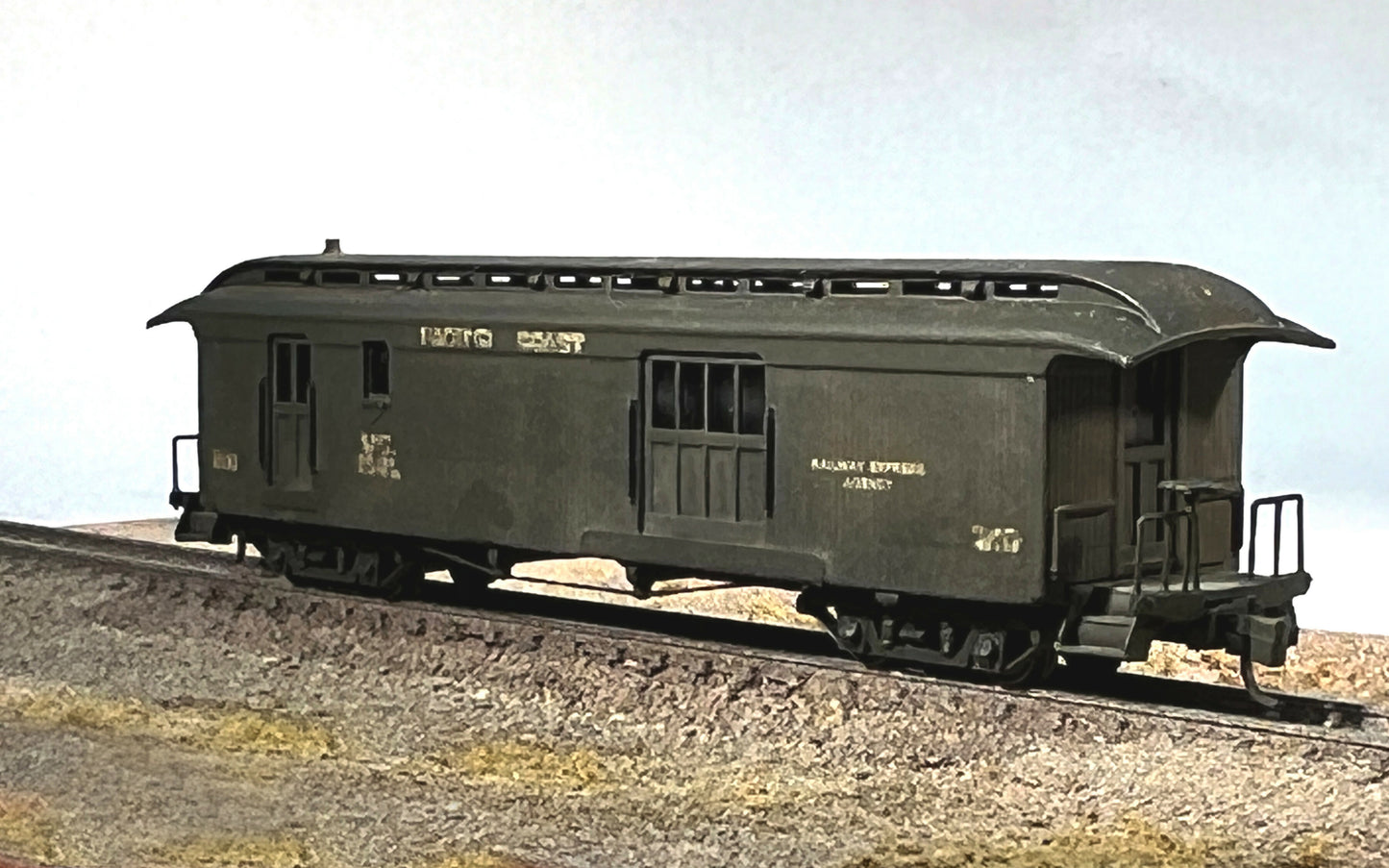 Pacific Coast Railway Baggage 200 (N Scale)